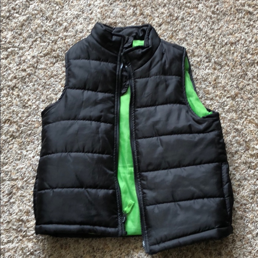 London Fog Boys Vest Size 5-6